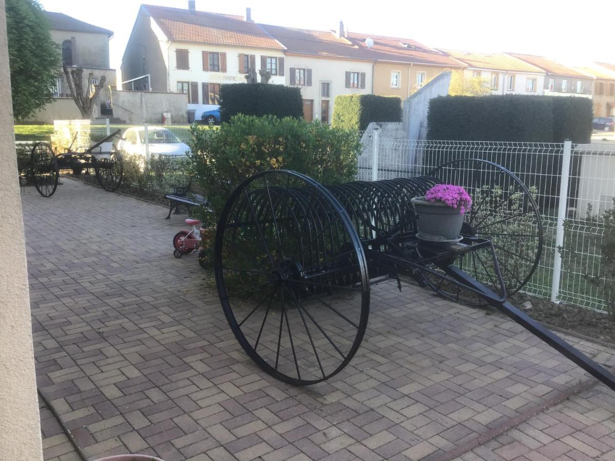 Flopre Panzió Flocourt Kültér fotó